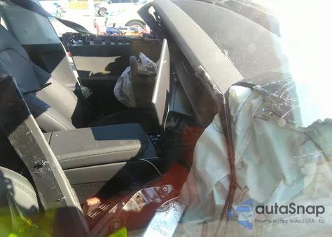 2024 Tesla Model 3 Rear-Wheel Drive z USA, uszkodzony, nr VIN 5YJ3E1EA5RF767654